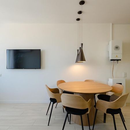 Апартаменты Petrovdom 220-126-226 In Rc Hofman House Киев Экстерьер фото