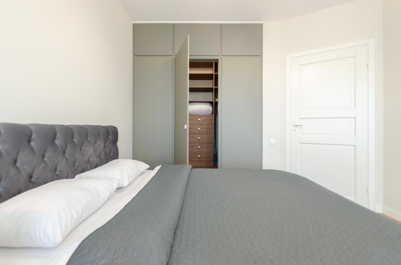 Апартаменты Petrovdom 220-126-226 In Rc Hofman House Киев Экстерьер фото