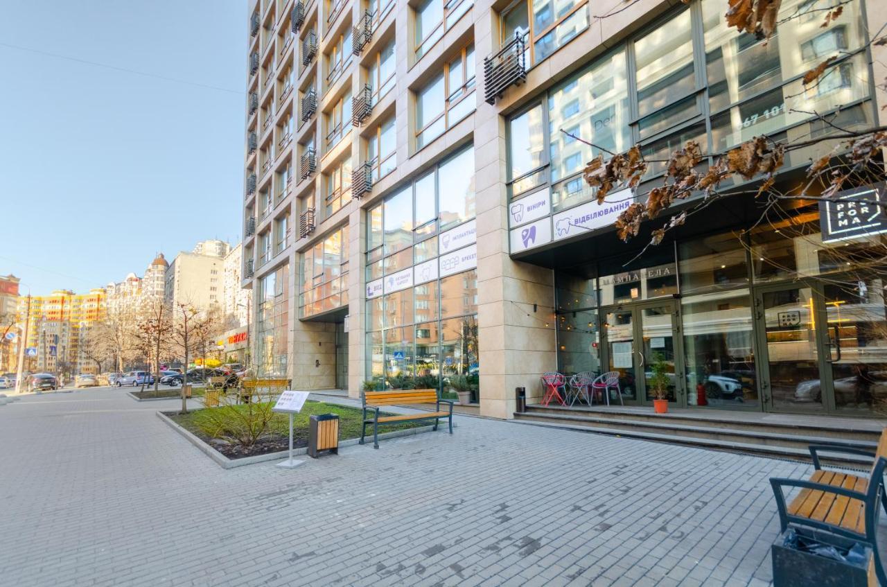 Апартаменты Petrovdom 220-126-226 In Rc Hofman House Киев Экстерьер фото