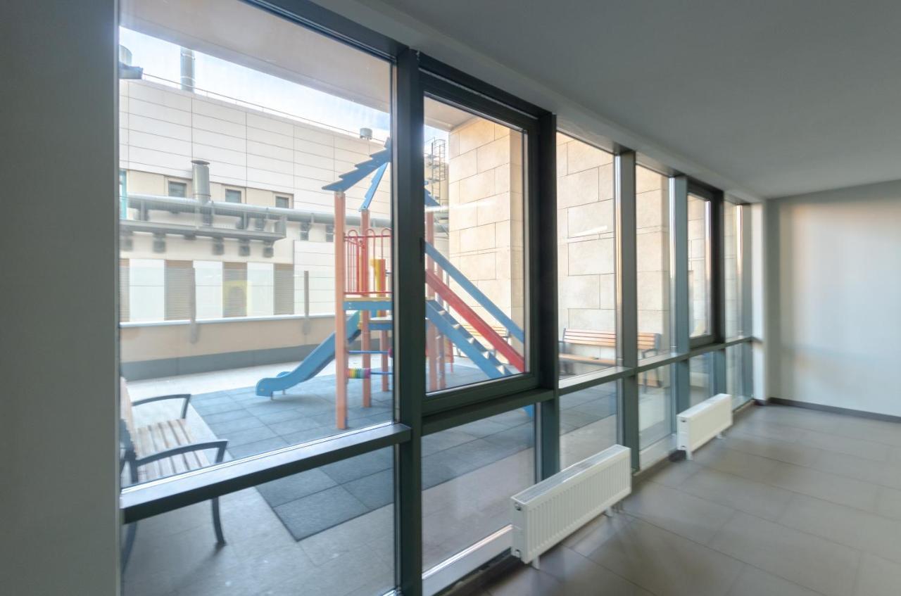 Апартаменты Petrovdom 220-126-226 In Rc Hofman House Киев Экстерьер фото